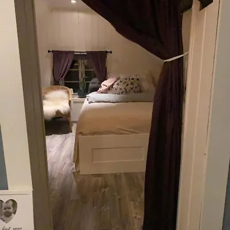Сasa de vacaciones Poppenhuis Leies Ut Under Arendalsuka!