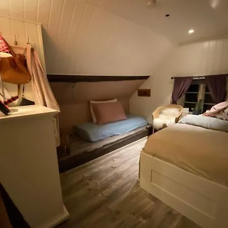 Poppenhuis Leies Ut Under Arendalsuka! * Arendal